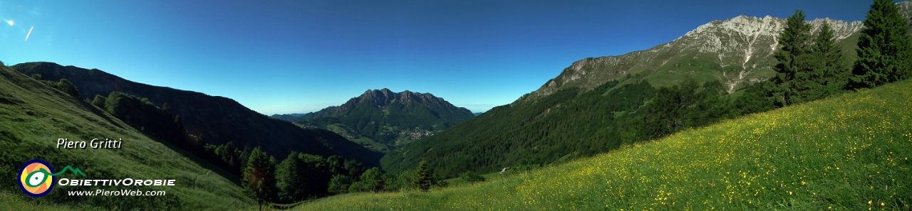 13 panoramica verso l'Alben e il Menna....jpg